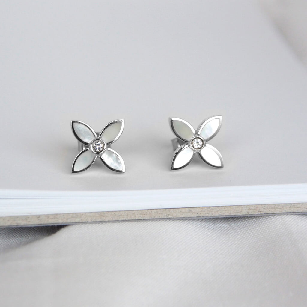 Desert Flower stud earrings by Murkani Desert Flower stud earrings by Murkani