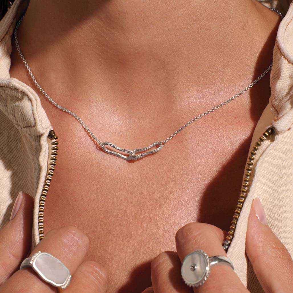 InterLink-Necklace-Silver