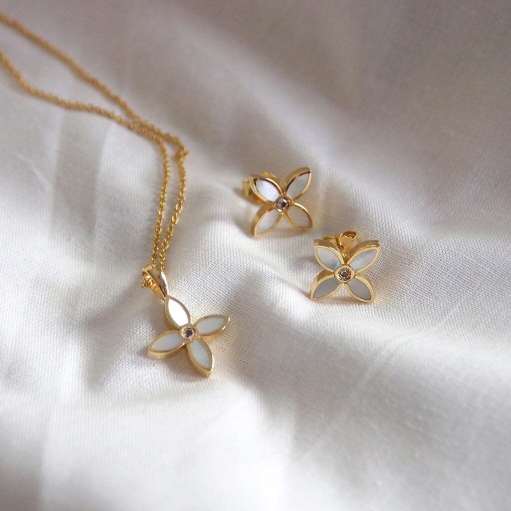 Desert Flower earrings YG