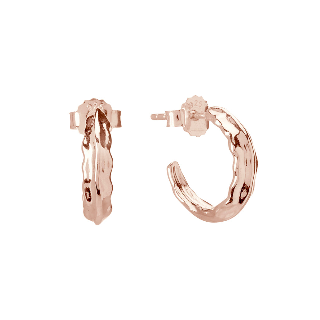 Nickel and lead-free statement earrings for modern, textural, and whimsical jewellery. Artisan-made pieces. 