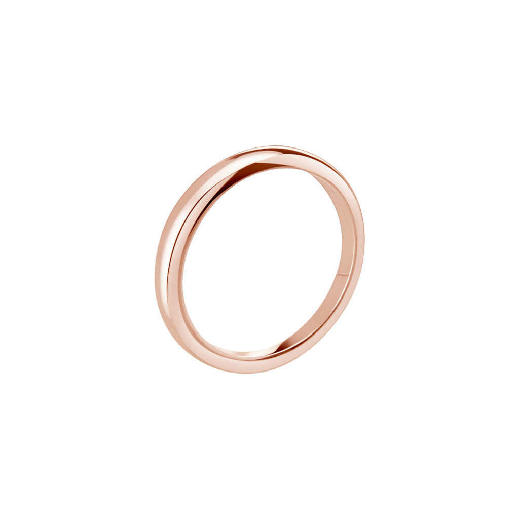 Express your love with a romantic and nostalgic ring band. Crafted with a full-shine metal finish.