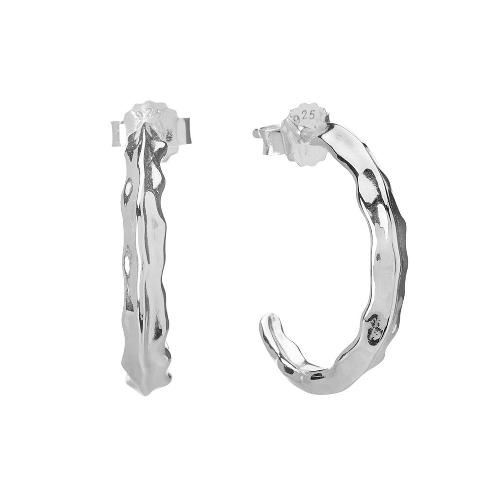 Stylish silver hoops, free of nickel and lead. Eye-catching statement earrings with a touch of texture. 